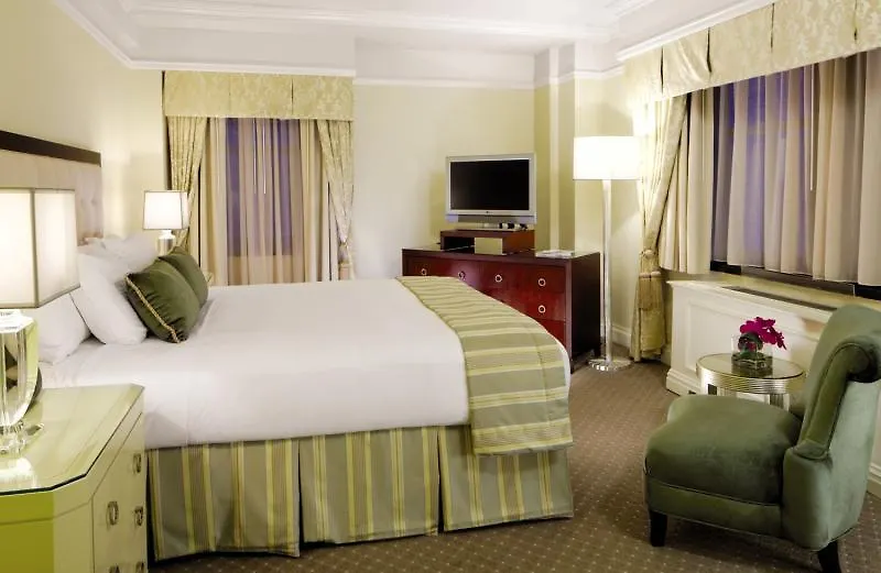 Hotel Warwick New York USA