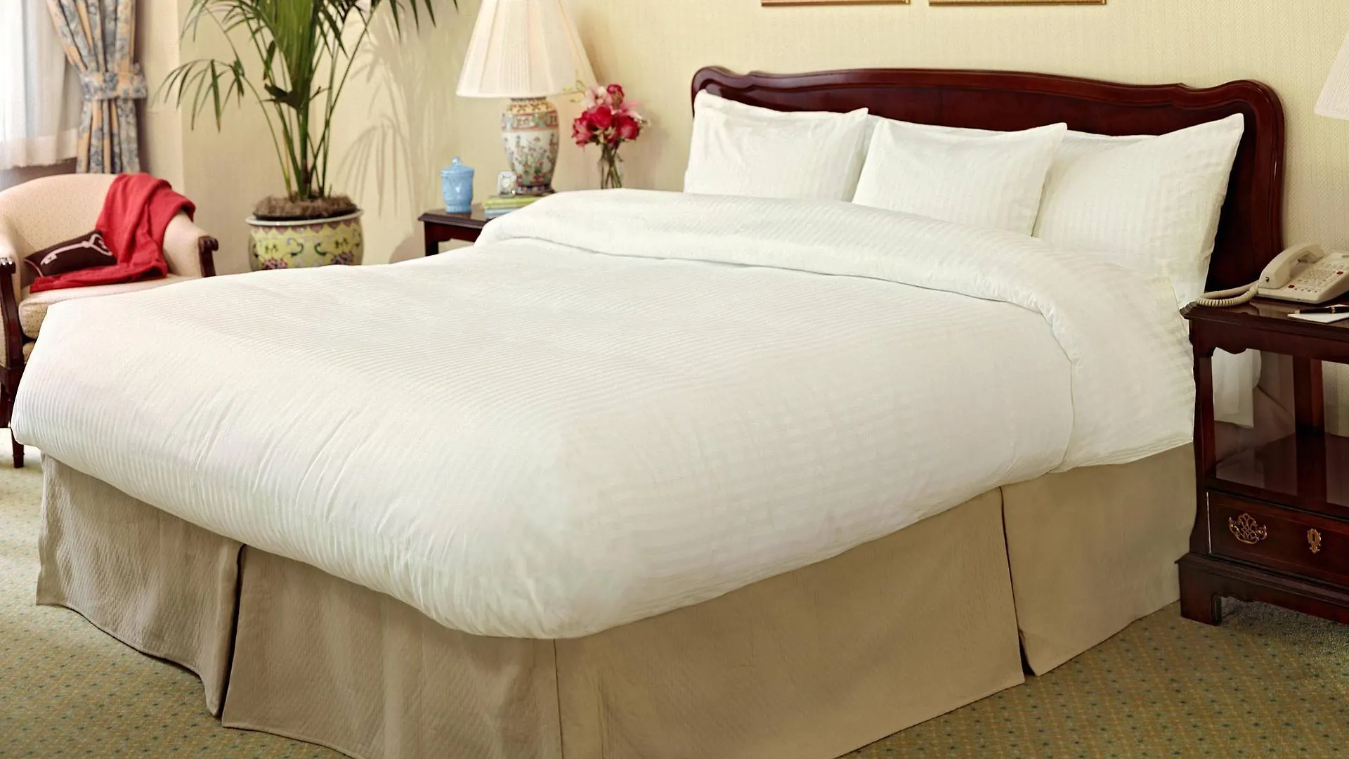 Hotel Warwick New York 4*,
