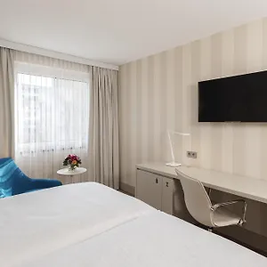 Nh Vienna Airport Conference Center 4* שווכאט