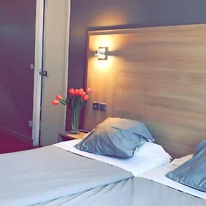 Bristol Republique 3* Париж