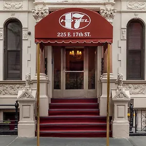 2* Hotel 17